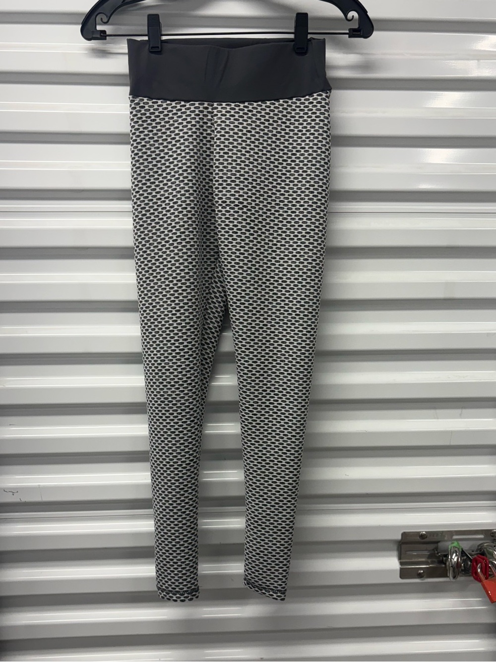 Black/White Geometric Ankle Leggings S Women Regular Pre-Owned Excellent